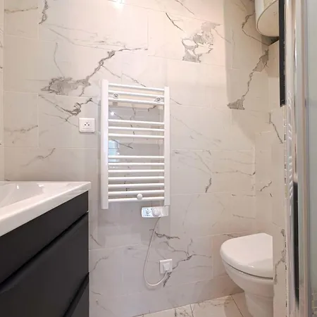 Apartment Superbe De 2 Pieces Paris